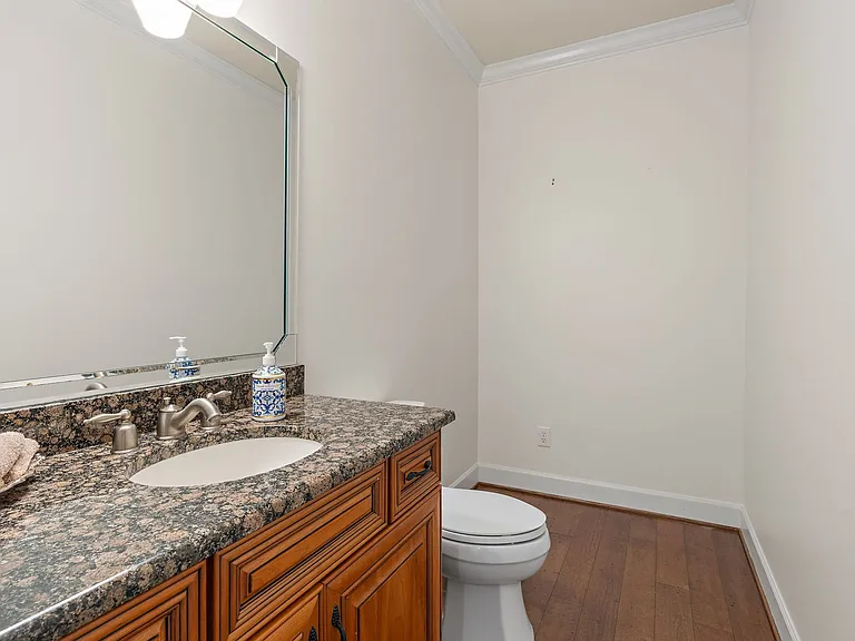 298 Gillette Dr — Photo 43