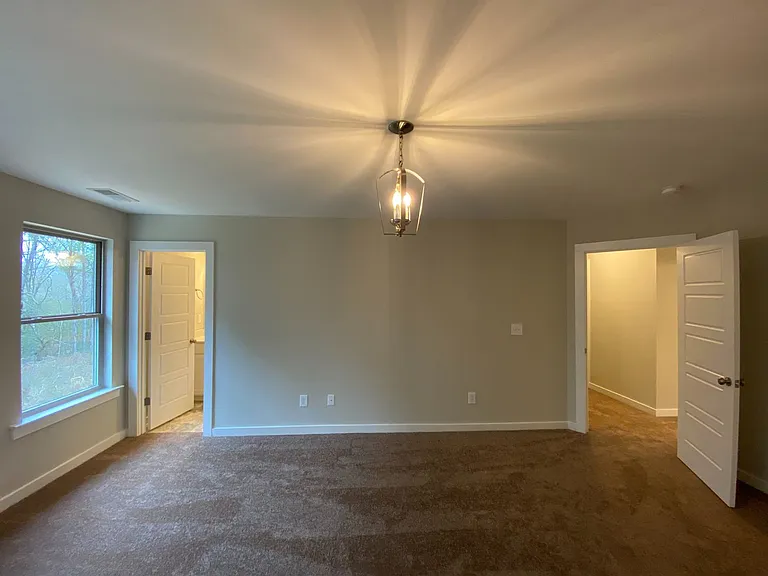 7950 Saint James Dr — Photo 22
