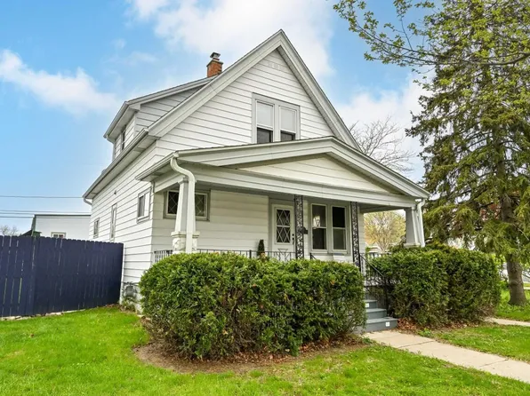 3907 East Edgerton AVENUE, Cudahy, WI 53110