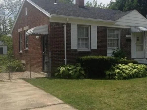 19330 McCormick St, Detroit, MI 48224