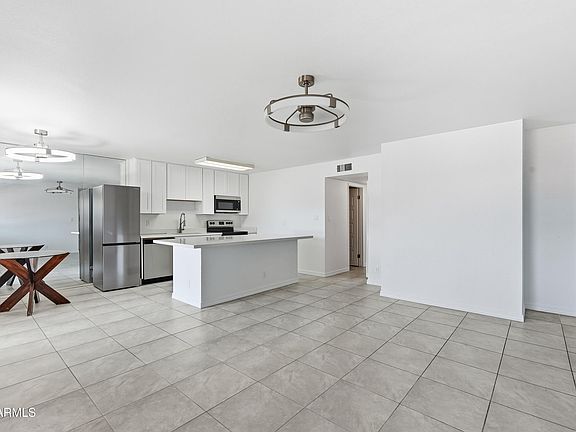 3rd image of 5525 E Thomas Road Unit G7
