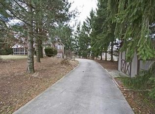 5 Quarry Ln, Hickory, PA 15340