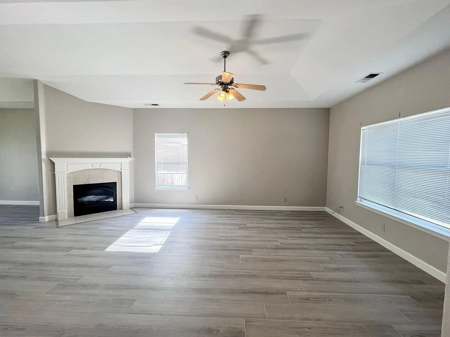 3 bed, 1696 sqft, $2,250 — Photo 4