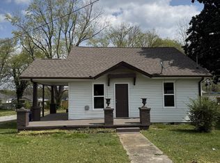 204 Hobson Ave, Shelbyville, TN 37160
