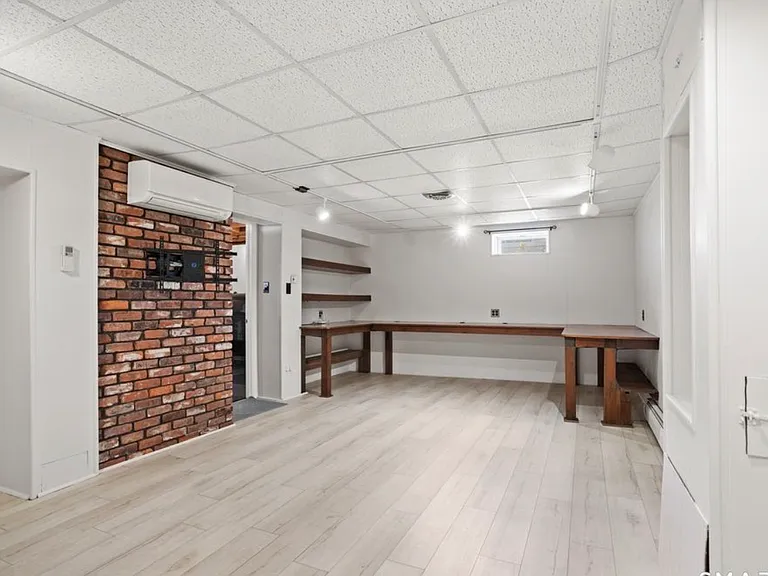 120 Braeside Dr — Photo 25