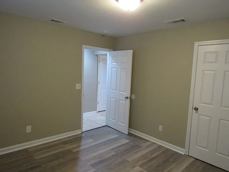 255 Garden Cir — Photo 8