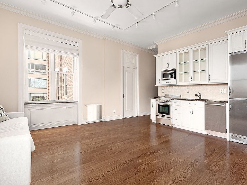 2nd image of 140 W 69th St APT 107C