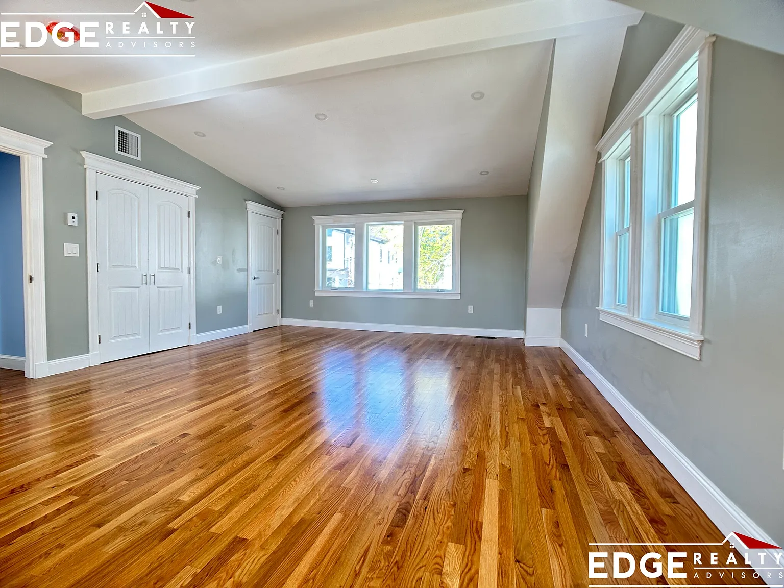 3 bed, 3.0 bath, $6,500 — Photo 4