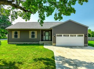 153 Pine St, Wadsworth, OH 44281