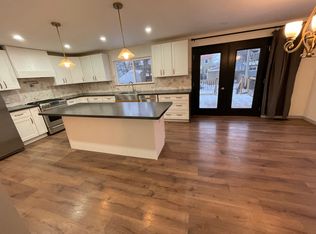 164 Brookfield Rd, Avon Lake, OH 44012