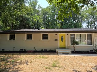 1501 Vancouver Dr, Charlotte, NC 28213
