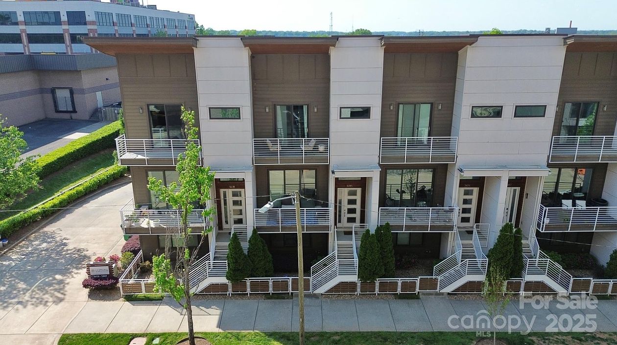 maron♡’s Wool and cashmere jumper with zip, brown bronze | Max Mara