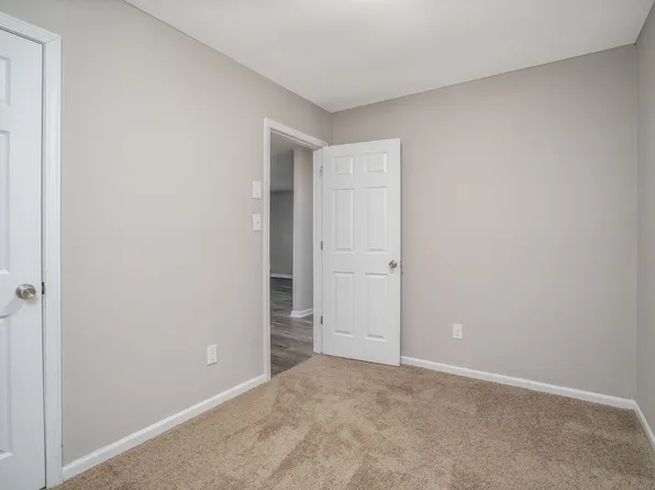 Layola Apartments, 4301-4331 Layola Ave #4313, Rocky Mount, NC 27804