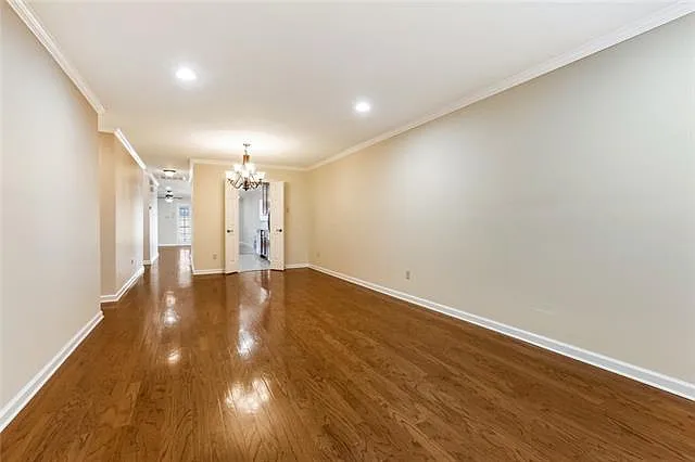 6638 General Haig St — Photo 5