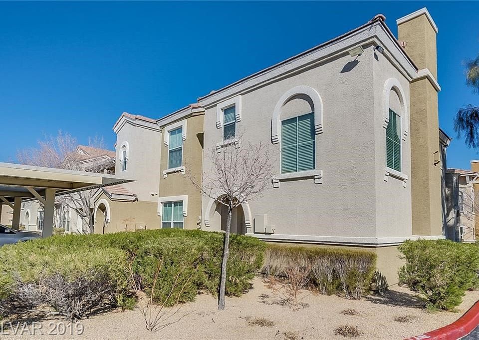 *Welcome to Chateau Nouveau, your new community in South West Las Vegas.