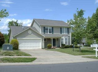 9425 Cantle Dr, Charlotte, NC 28216