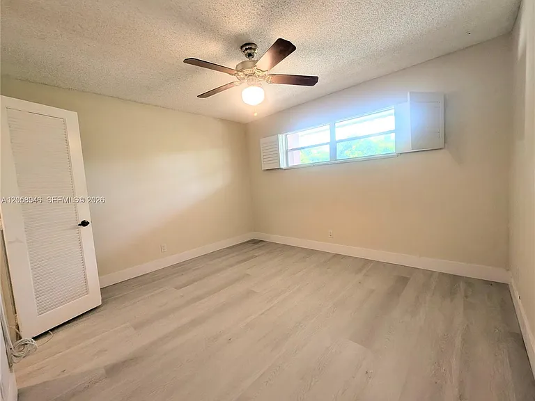 820 S Hollybrook Dr #303 — Photo 9