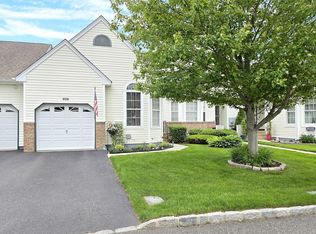 507 Constance Ln, Port Jefferson Station, NY 11776