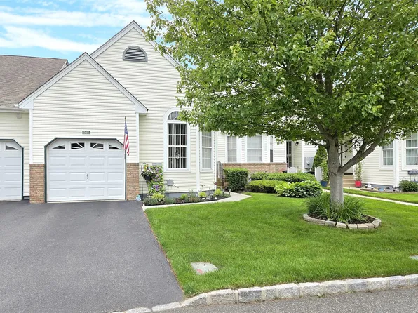 507 Constance Lane, Port Jefferson Station, NY 11776