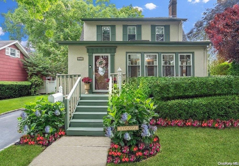 1st image of 1847 Harte Street