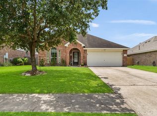 1005 Brazos Ct, League City, TX 77573