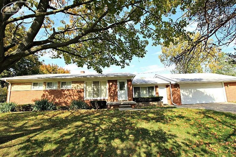 5350 Westchester Dr photo 1