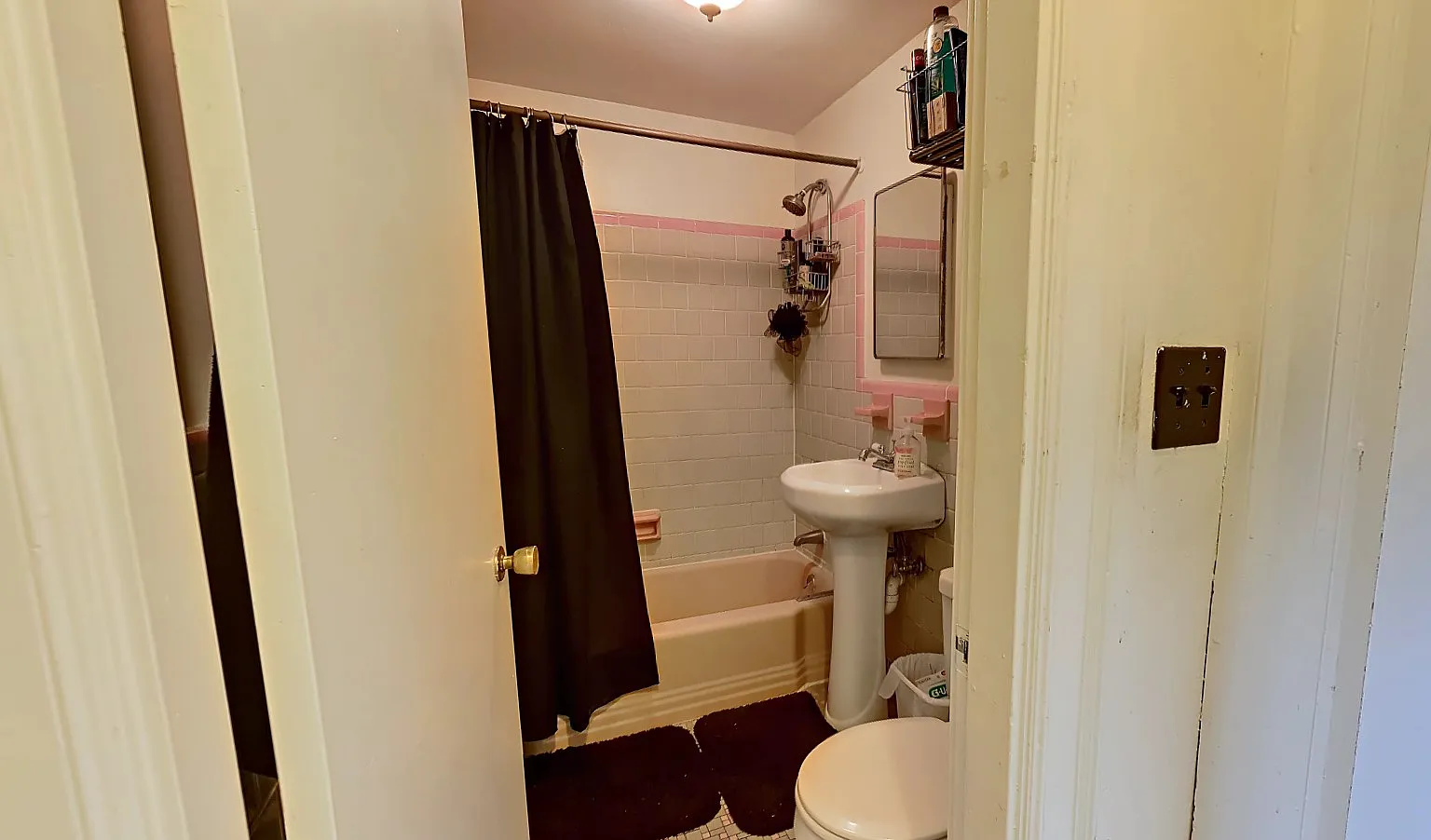 1 bed, $2,500 — Photo 1