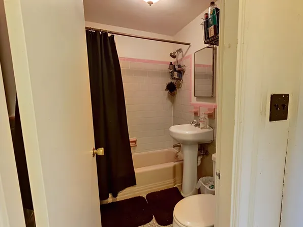 1063 Beacon St APT 8, Brookline, MA 02446