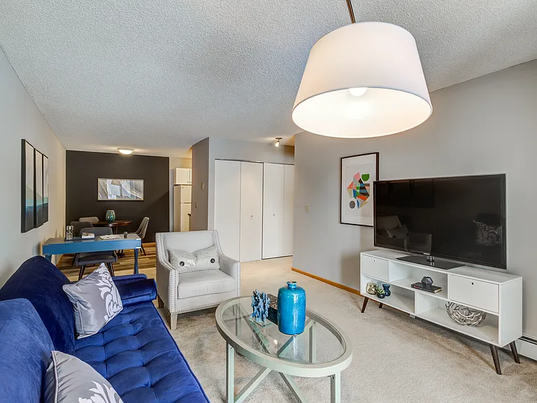 Park Glen Apartments — Photo 25