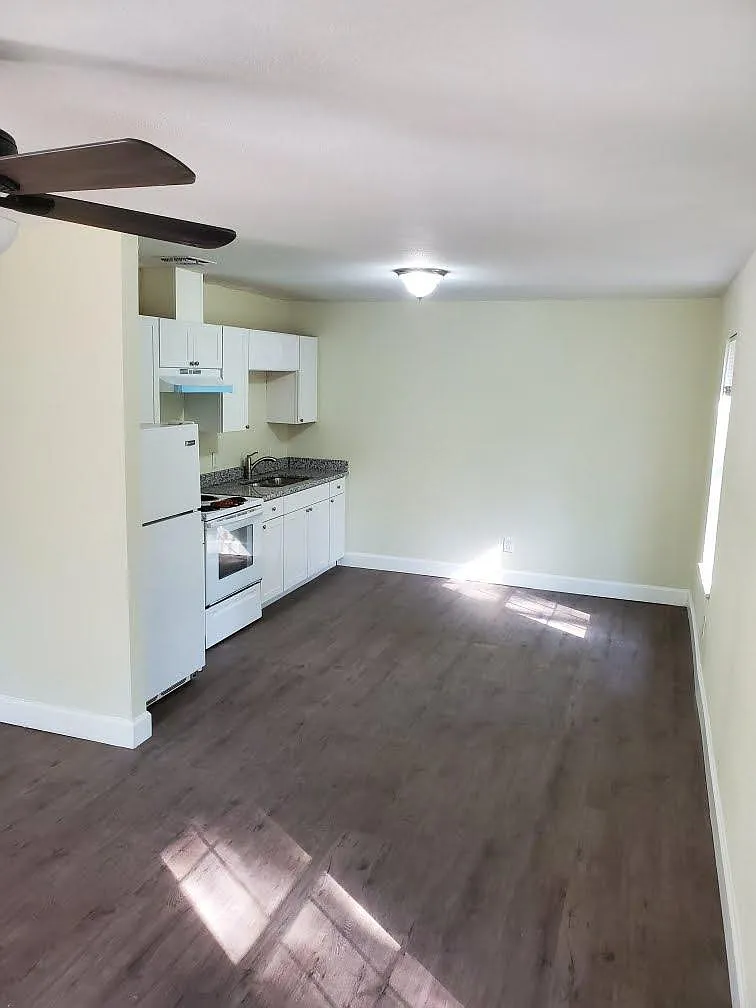 6732A Apalachee Pkwy — Photo 3