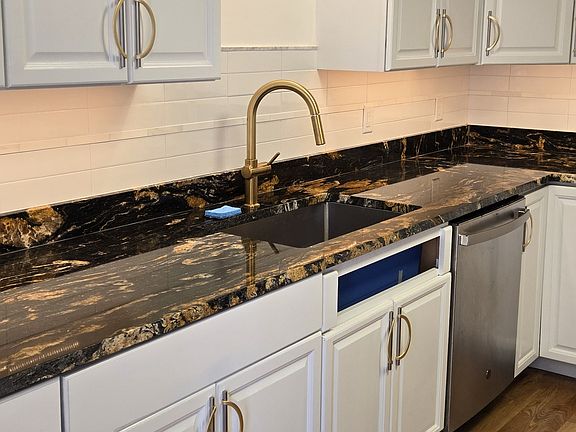 2nd image of 76 Fellsview Rd Floor 2