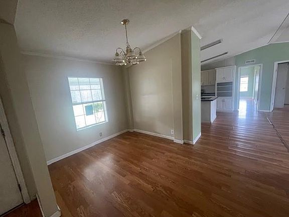 3rd image of 30120 McCullen Rd