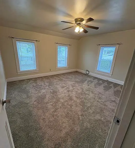 332 College Ave — Photo 12