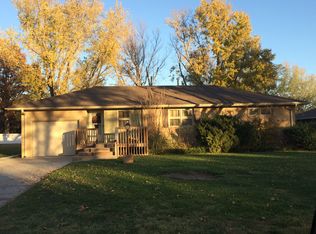 1012 S Saint John Ave, Lyons, KS 67554