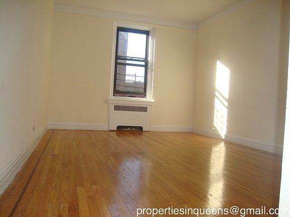 5th image of 3533 83rd St APT C6
