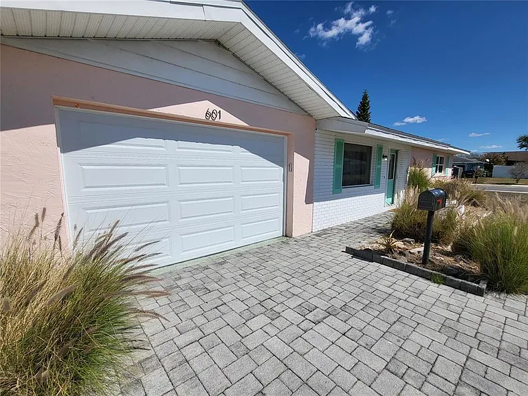 601 Allegheny Dr — Photo 5
