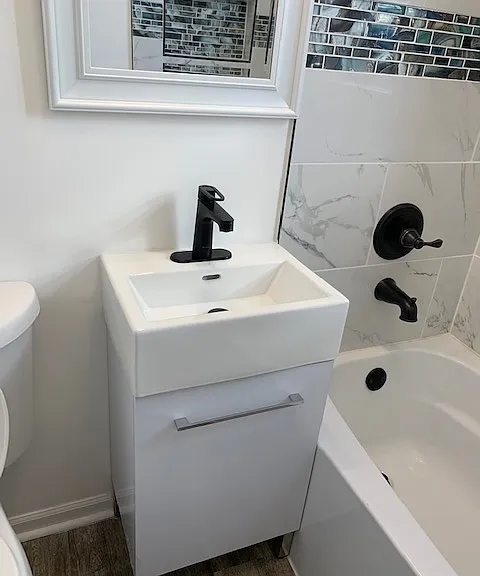 1923 Clark St #11 — Photo 17