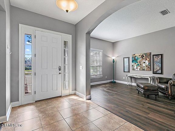 4th image of 1012 W TERRANOVA Way