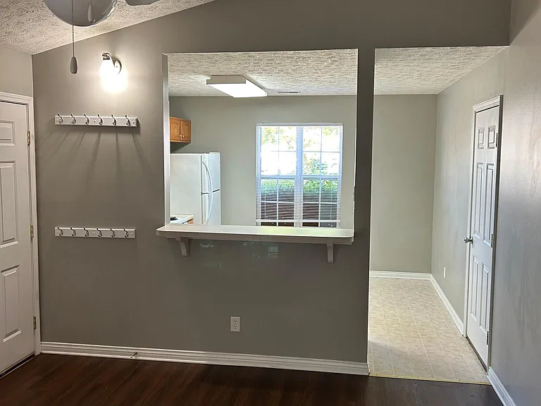 5831 Riverwalk Cir — Photo 4