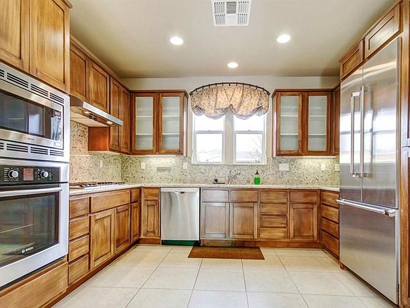 4th image of 3269 Atherton Cir