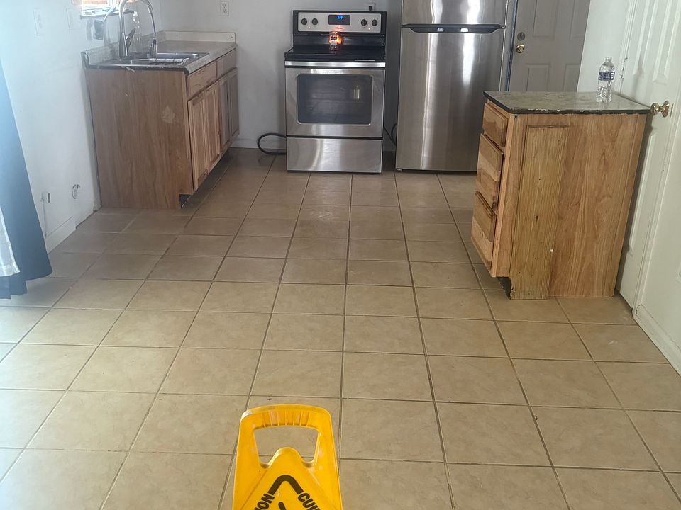 2nd image of 2812 Amherst Ridge Way