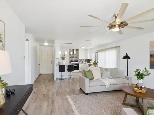 13011 Avenida Grande, San Diego, CA 92129
