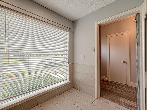 3rd image of 7700 Creekbend Drive #141