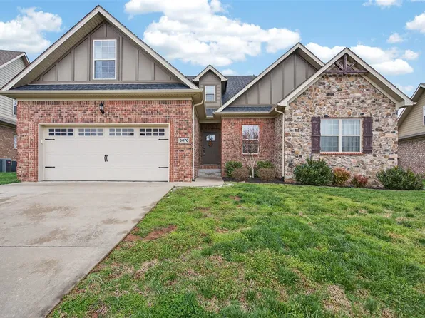 3076 Equestrian Ct, Bowling Green, KY 42104