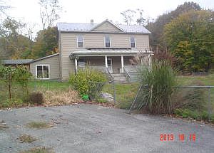 2nd image of 174 Ashwood Dr