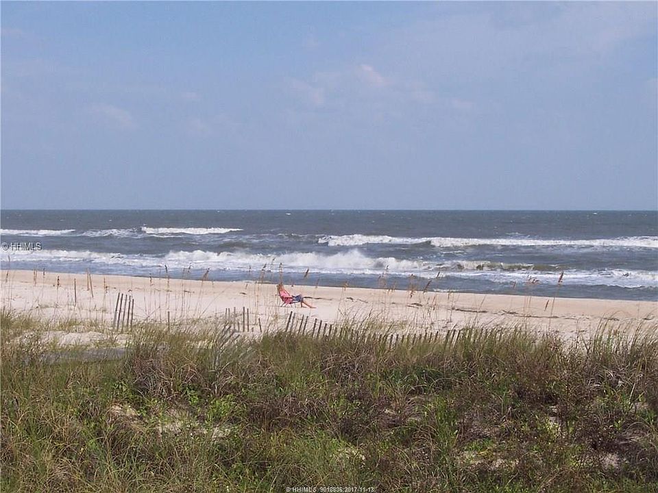 2nd image of 40 Folly Field Rd #322C