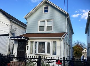 99-13 215 St, Jamaica, NY 11429