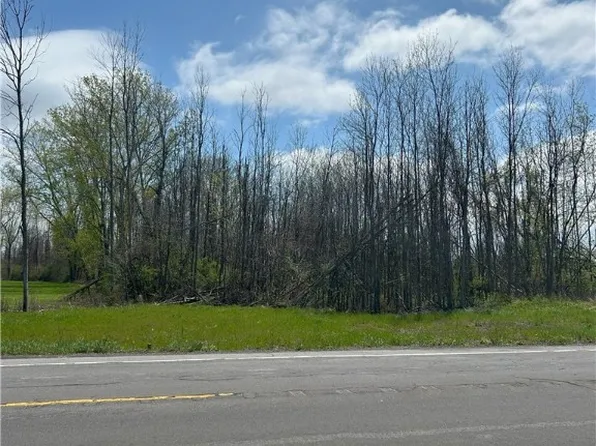 2110 N Union St #25, Spencerport, NY 14559