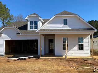 153 Oakside Cir, Leesburg, GA 31763