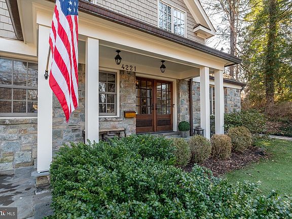 3rd image of 4221 Fordham Rd NW